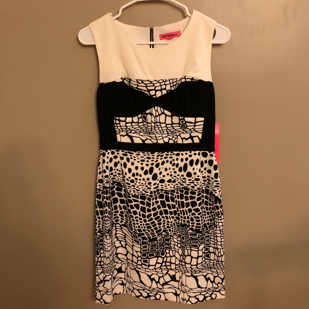 NWT Betsey Johnson Cocktail Dress